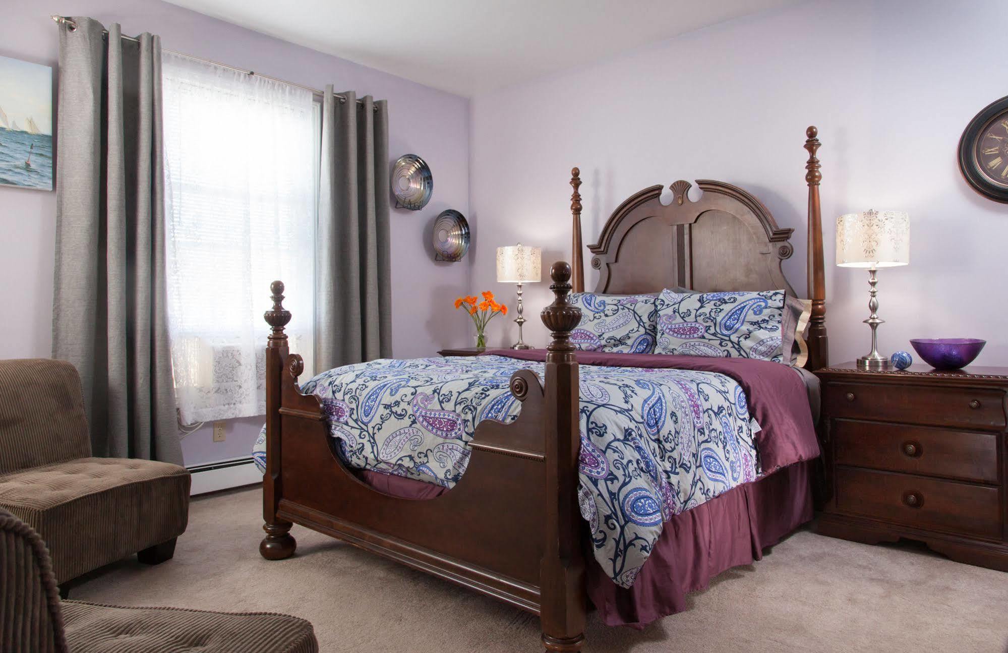 Beech Tree Inn And Cottage Нюпорт Екстериор снимка